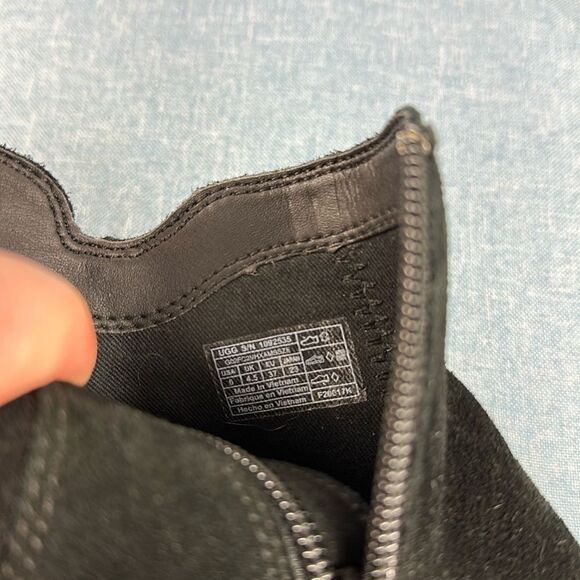 UGG Black Suede Zip Up Waterproof Ankle Boots Size 6 - Picture 7 of 7